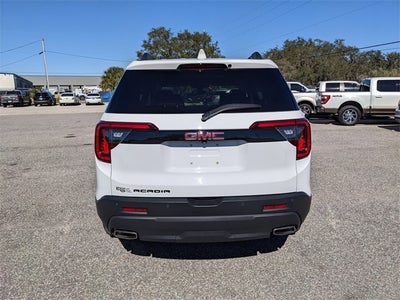 2022 GMC Acadia SLT