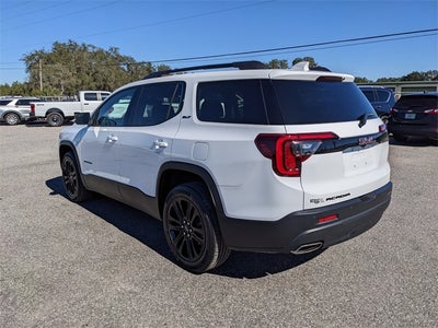 2022 GMC Acadia SLT