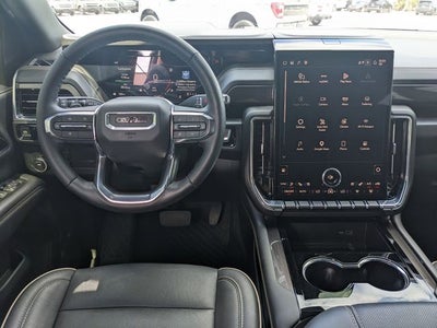 2025 GMC Yukon Elevation