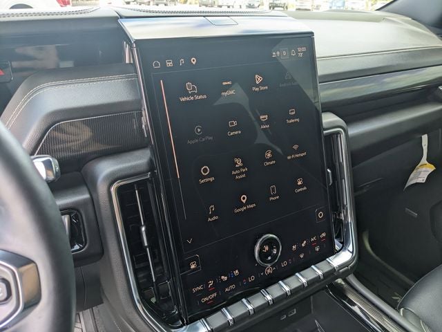 2025 GMC Yukon Elevation