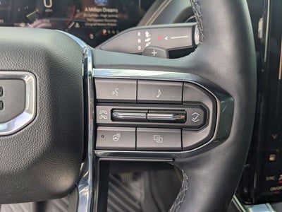 2025 GMC Yukon Elevation