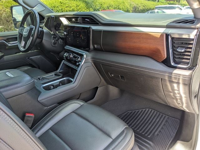 2025 GMC Sierra 3500HD Denali