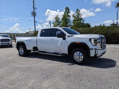 2025 GMC Sierra 3500HD Denali