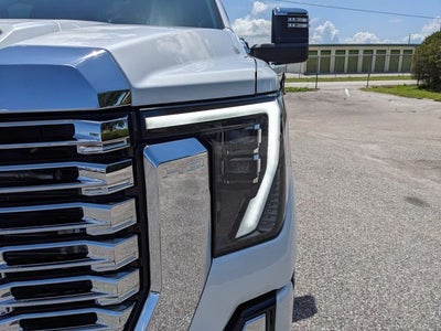 2025 GMC Sierra 3500HD Denali