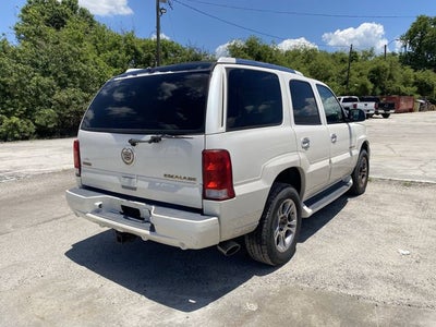 2002 Cadillac Escalade Base