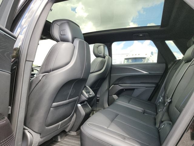 2025 Cadillac LYRIQ Sport