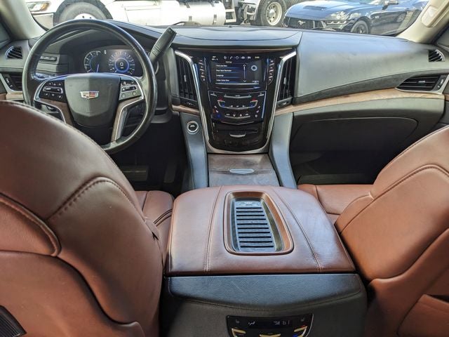2019 Cadillac Escalade Luxury