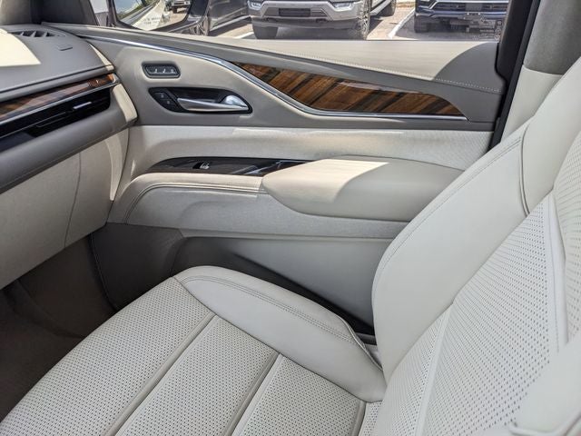 2024 Cadillac Escalade Sport Platinum