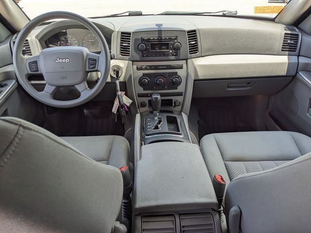 2006 Jeep Grand Cherokee Laredo
