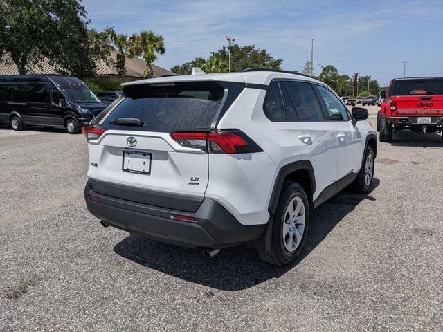 2021 Toyota RAV4 LE