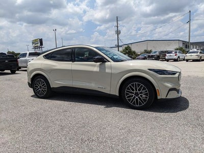 2025 Ford Mustang Mach-E Premium