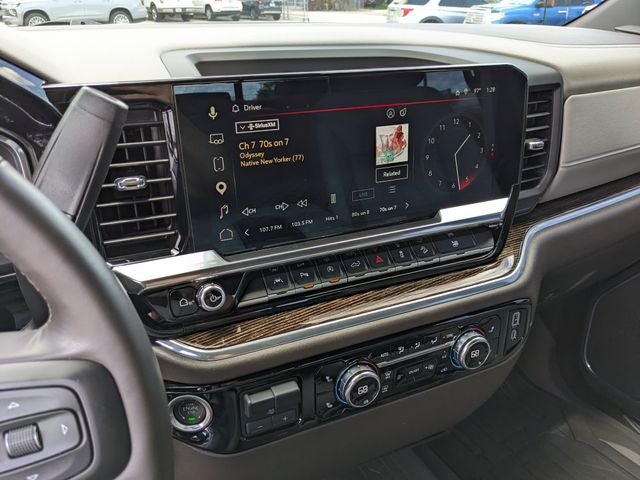 2025 GMC Sierra 1500 SLE