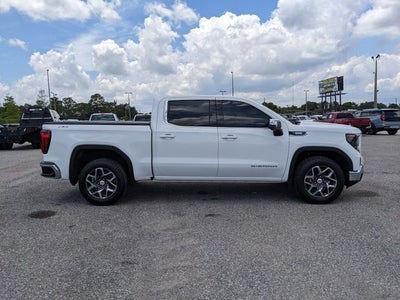 2025 GMC Sierra 1500 SLE