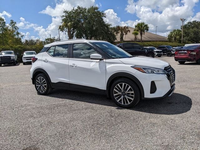 2023 Nissan Kicks SV