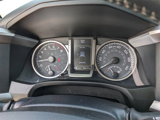 2022 Toyota Tacoma SR5 V6