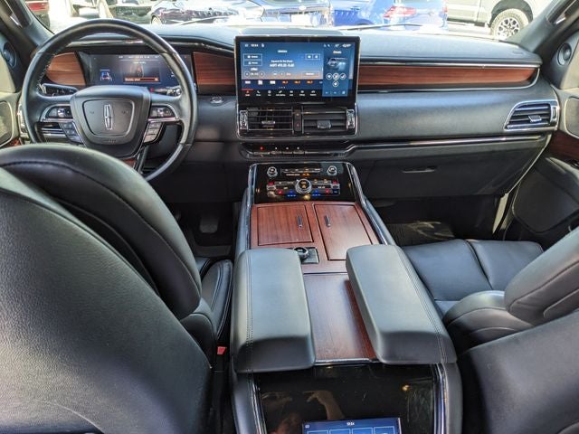 2023 Lincoln Navigator Standard