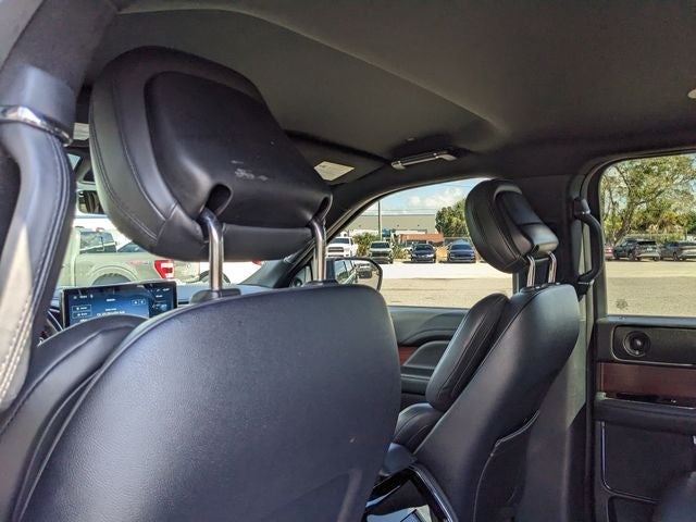 2023 Lincoln Navigator Standard
