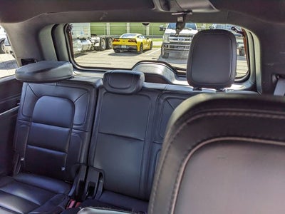 2023 Lincoln Navigator Standard
