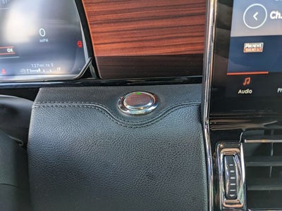 2023 Lincoln Navigator Standard
