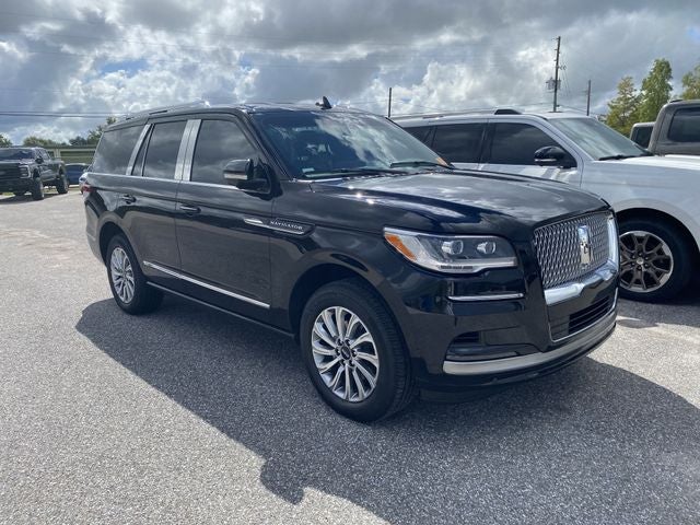 2023 Lincoln Navigator Standard