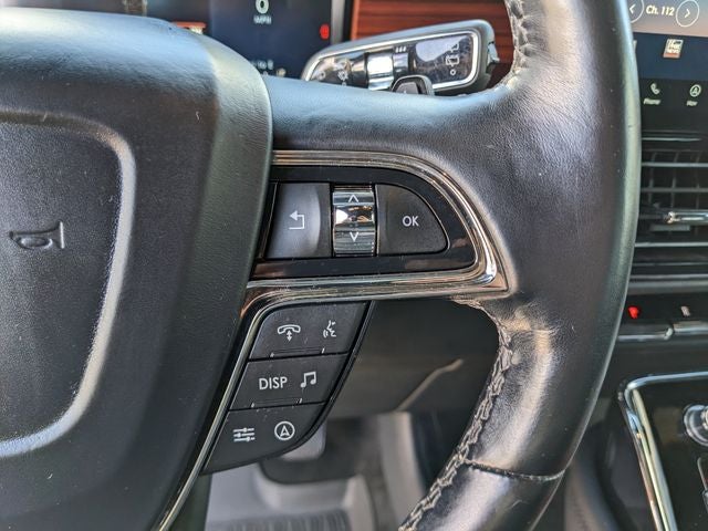 2023 Lincoln Navigator Standard