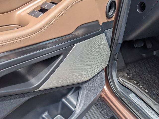 2025 Lincoln Navigator Black Label