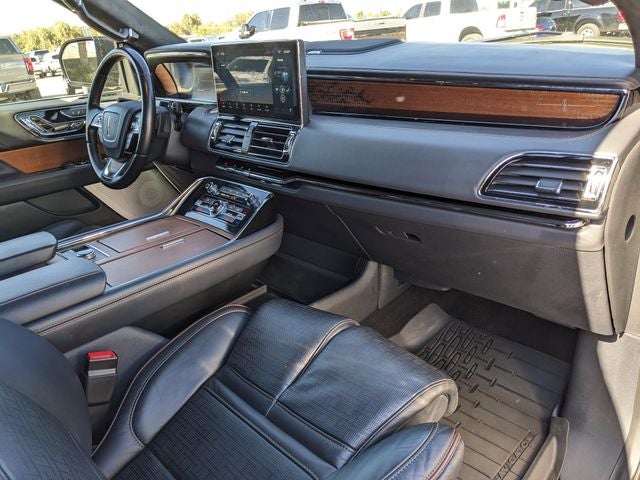 2024 Lincoln Navigator L Black Label