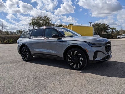 2025 Lincoln Nautilus Reserve