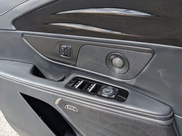 2025 Lincoln Nautilus Reserve