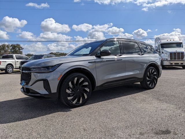 2025 Lincoln Nautilus Reserve