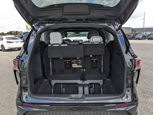 2025 Toyota Sienna XSE 7 Passenger