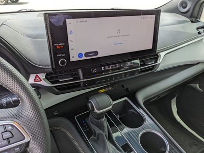 2025 Toyota Sienna XSE 7 Passenger