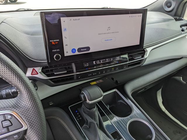 2025 Toyota Sienna XSE 7 Passenger