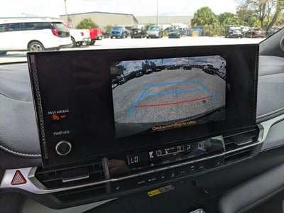 2025 Toyota Sienna XSE 7 Passenger