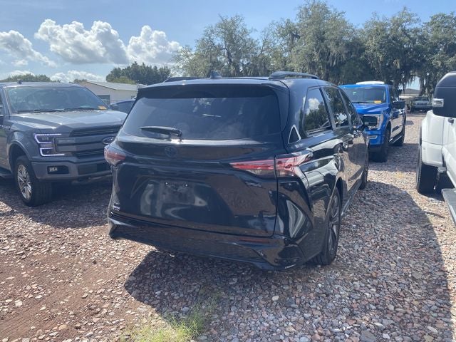 2025 Toyota Sienna XSE 7 Passenger