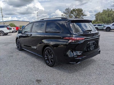 2025 Toyota Sienna XSE 7 Passenger