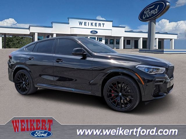 2022 BMW X6 M50i