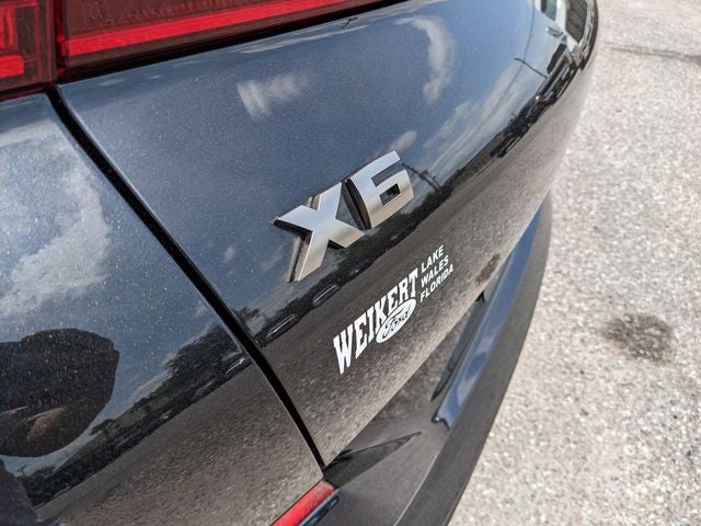 2022 BMW X6 M50i