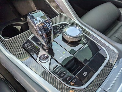 2022 BMW X6 M50i