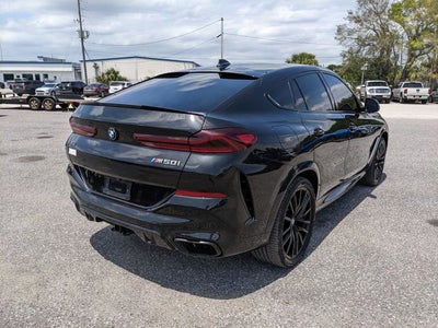 2022 BMW X6 M50i