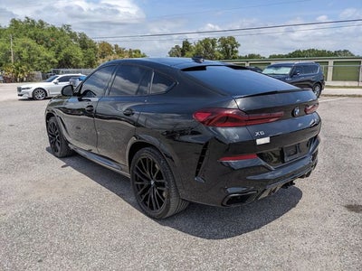 2022 BMW X6 M50i
