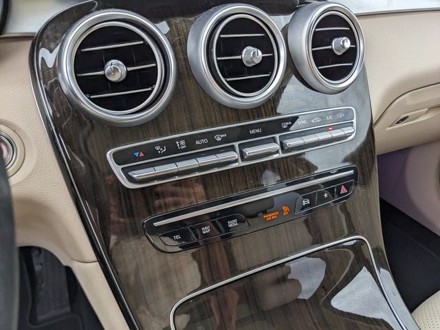 2021 Mercedes-Benz GLC GLC 300