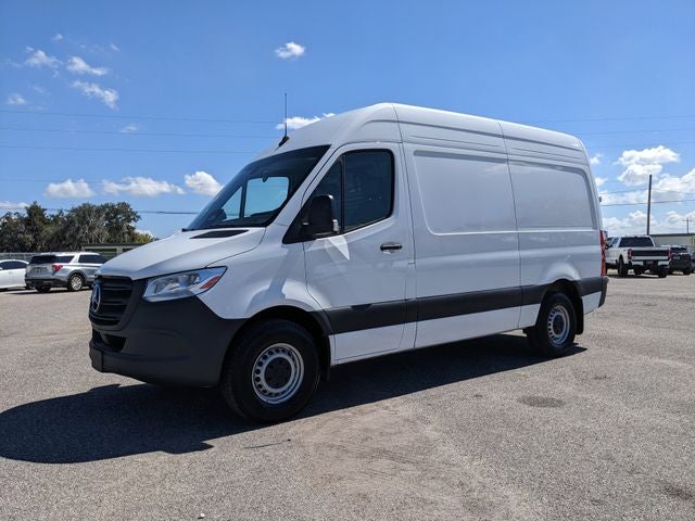 2025 Mercedes-Benz Sprinter 2500 Cargo 144 WB