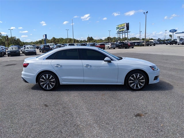 2022 Audi A4 40 Premium Plus quattro