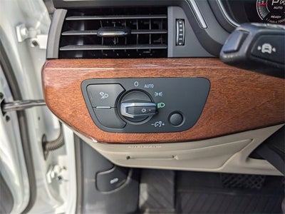 2022 Audi A4 40 Premium Plus quattro