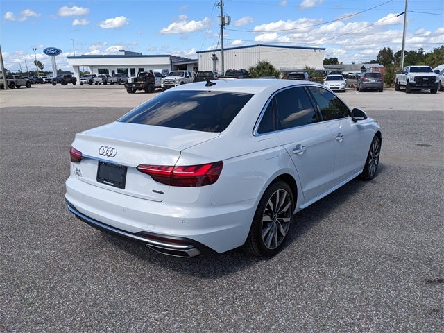 2022 Audi A4 40 Premium Plus quattro