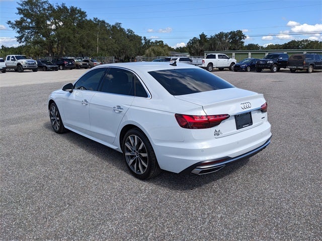 2022 Audi A4 40 Premium Plus quattro