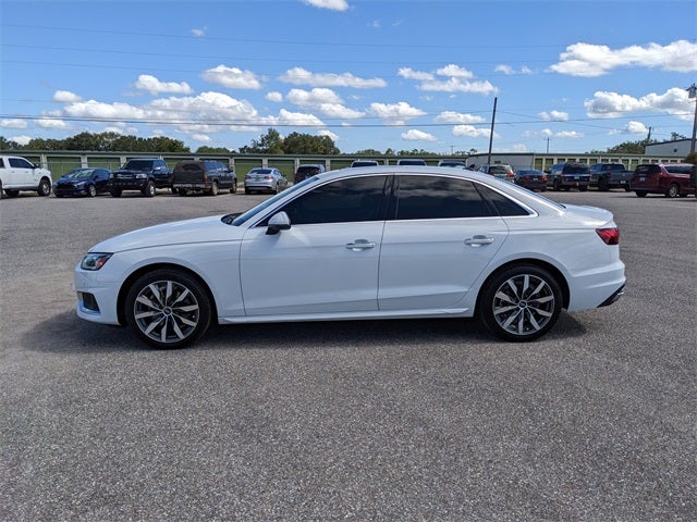 2022 Audi A4 40 Premium Plus quattro