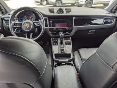 2023 Porsche Macan T