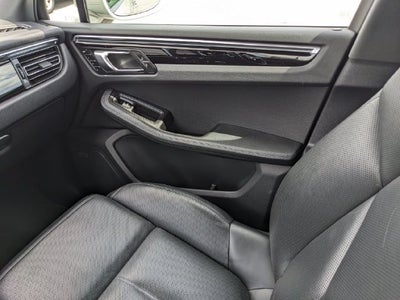 2023 Porsche Macan T